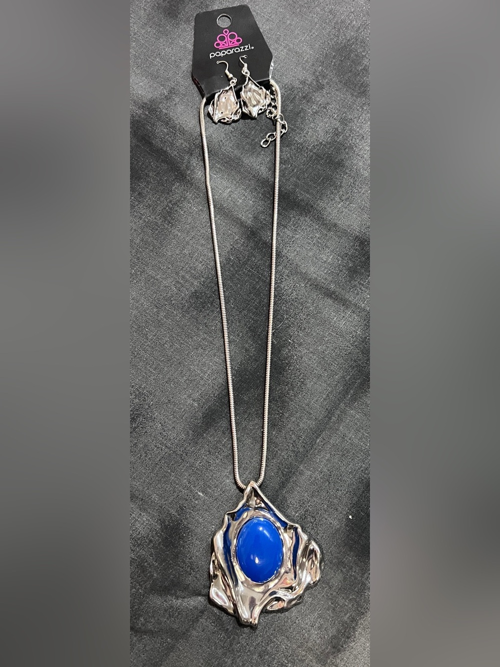 Paparazzi Silver-Tone Necklace with Vivid Blue Oval Pendant